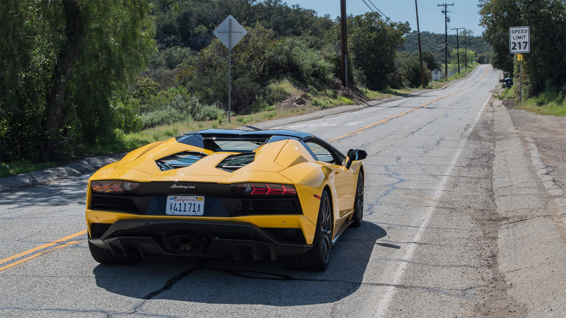 Illustration for article titled The $460,000 740 HP Lamborghini Aventador S Is Barely A Car